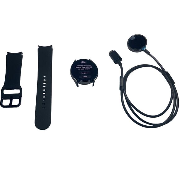 Samsung Galaxy Watch4 40mm Bluetooth Smartwatch ECG GPS NFC SM-R860 Wear OS US - Picture 1 of 11